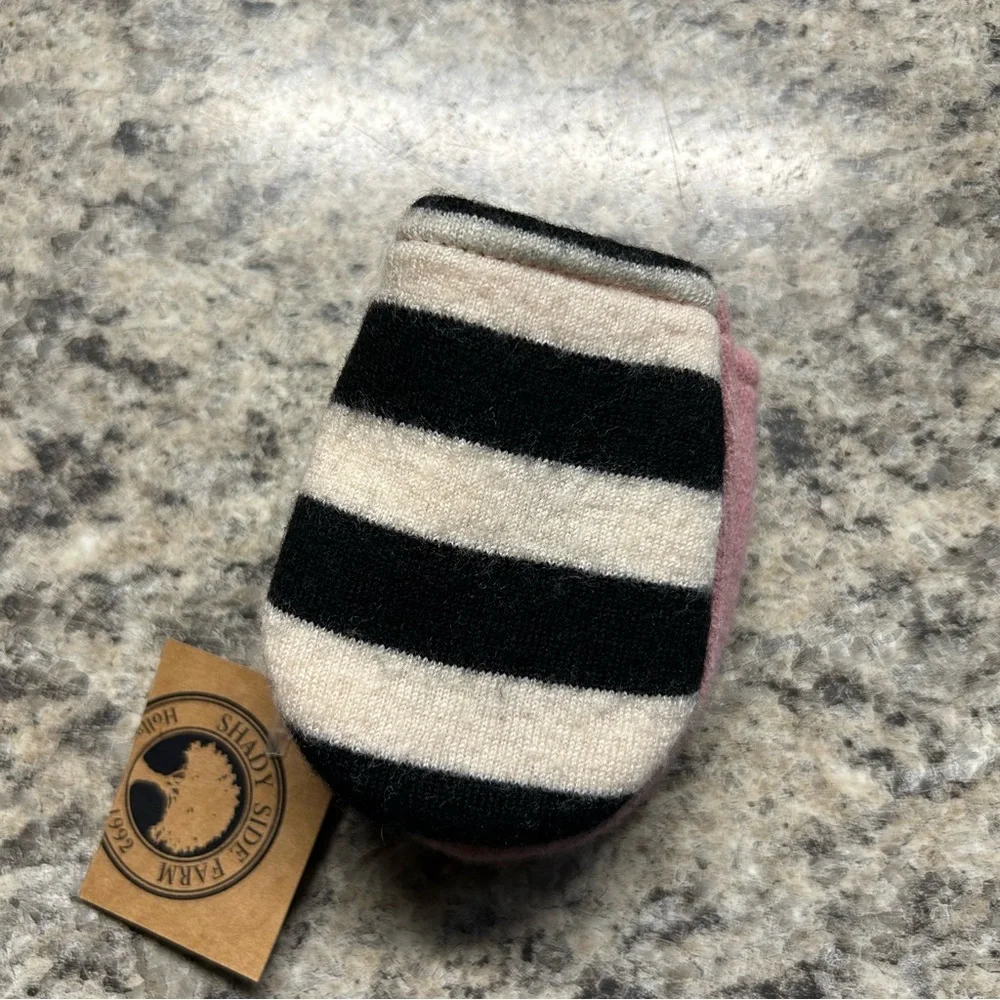 NWT Baby Wool Winter Mittens